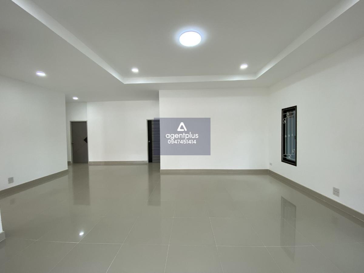 บ้านเดี่ยวชั้นเดียว โครงการขวัญนครวิล ฉะเชิงเทรา ติดถนนในโครงการ เดินทางเข้า-ออกสะดวก