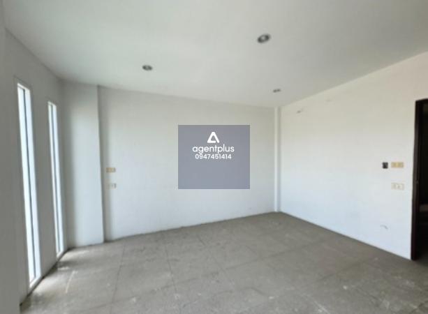 ขาย อาคารพาณิชย์ ถนน สายเลี่ยงเมืองระยอง เนินพระ