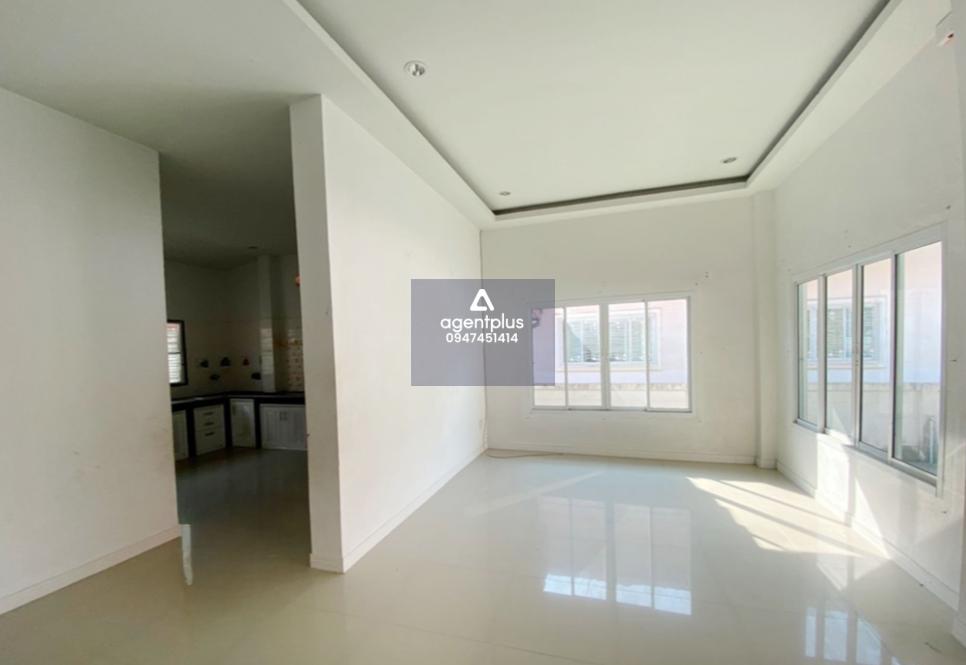 บ้านเดี่ยว โครงการชนากาญจน์ 4 เมืองระยอง ทำเลดีใกล้ถนนเหมาะสำหรับเป็นที่อยู่อาศัย อยู่ในแหล่งชุมชน