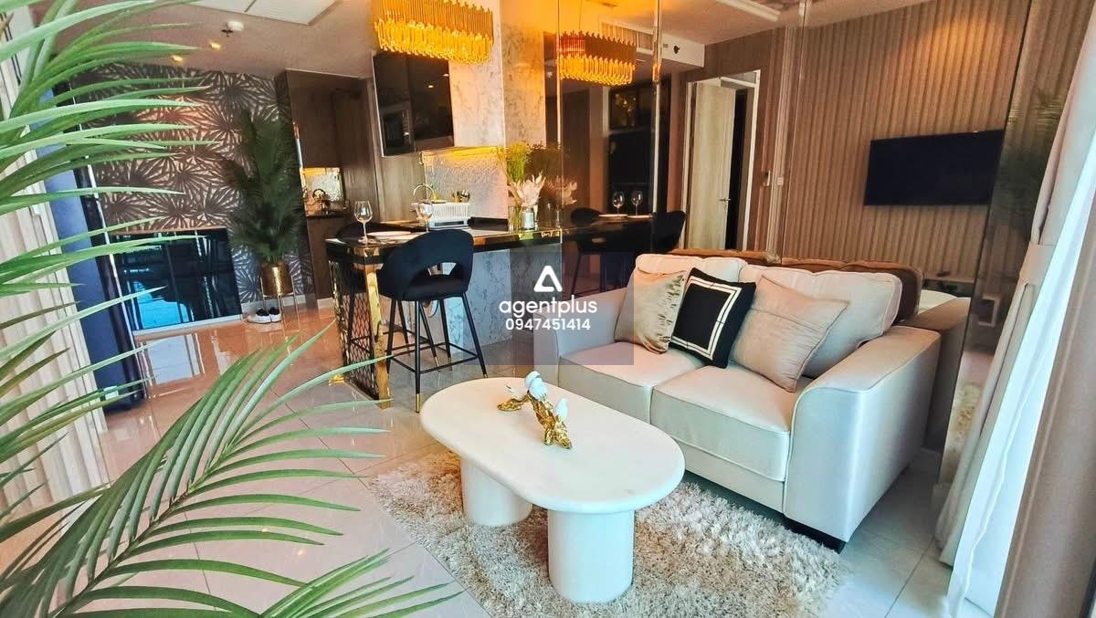 ขาย/ให้เช่าคอนโดหรู The Riviera Monaco พัทยา ห้องมุม เลี้ยงสัตว์เล็กได้ วิวทะเล