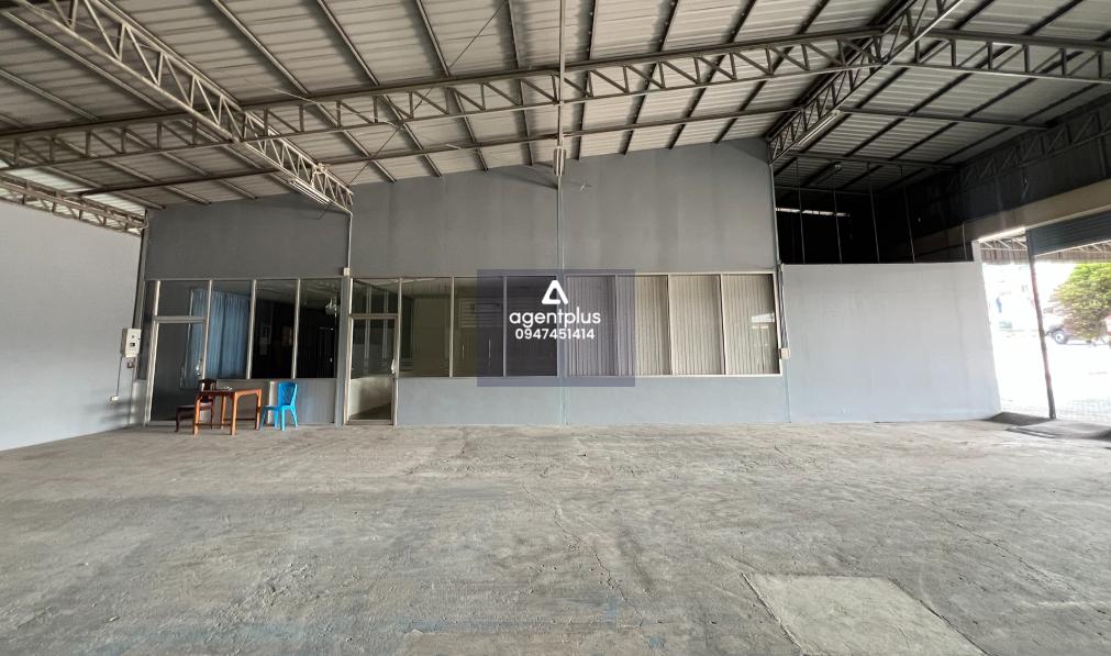 *ให้เช่าอาคารร้านค้า โกดัง สำนักงาน ติดถนนบายพาส