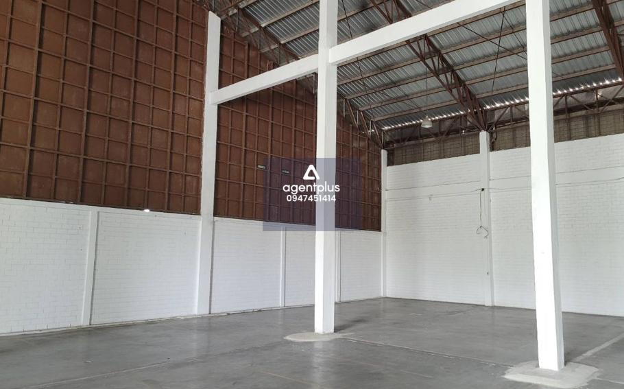*ให้เช่าโกดัง2 ชั้น สภาพดี เเข็งเเรง ทำเลดี ใกล้ทางด่วนบางนา