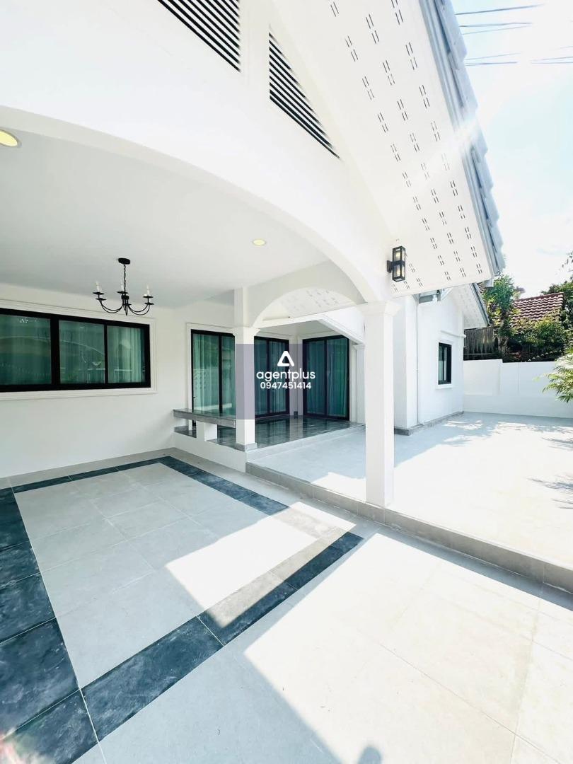 ขายบ้านเดี่ยวทำเลดี ใจกลางพัทยาซอยเขาตาโล และซอยเขาน้อย พัทยา พร้อมอยู่ เฟอร์ครบ