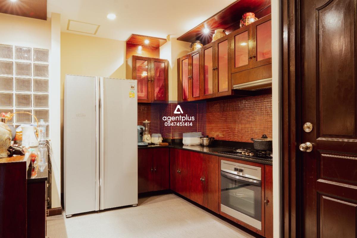 บ้านพูลวิลล่าให้เช่าในโครงการ ภูธารา พัทยา 