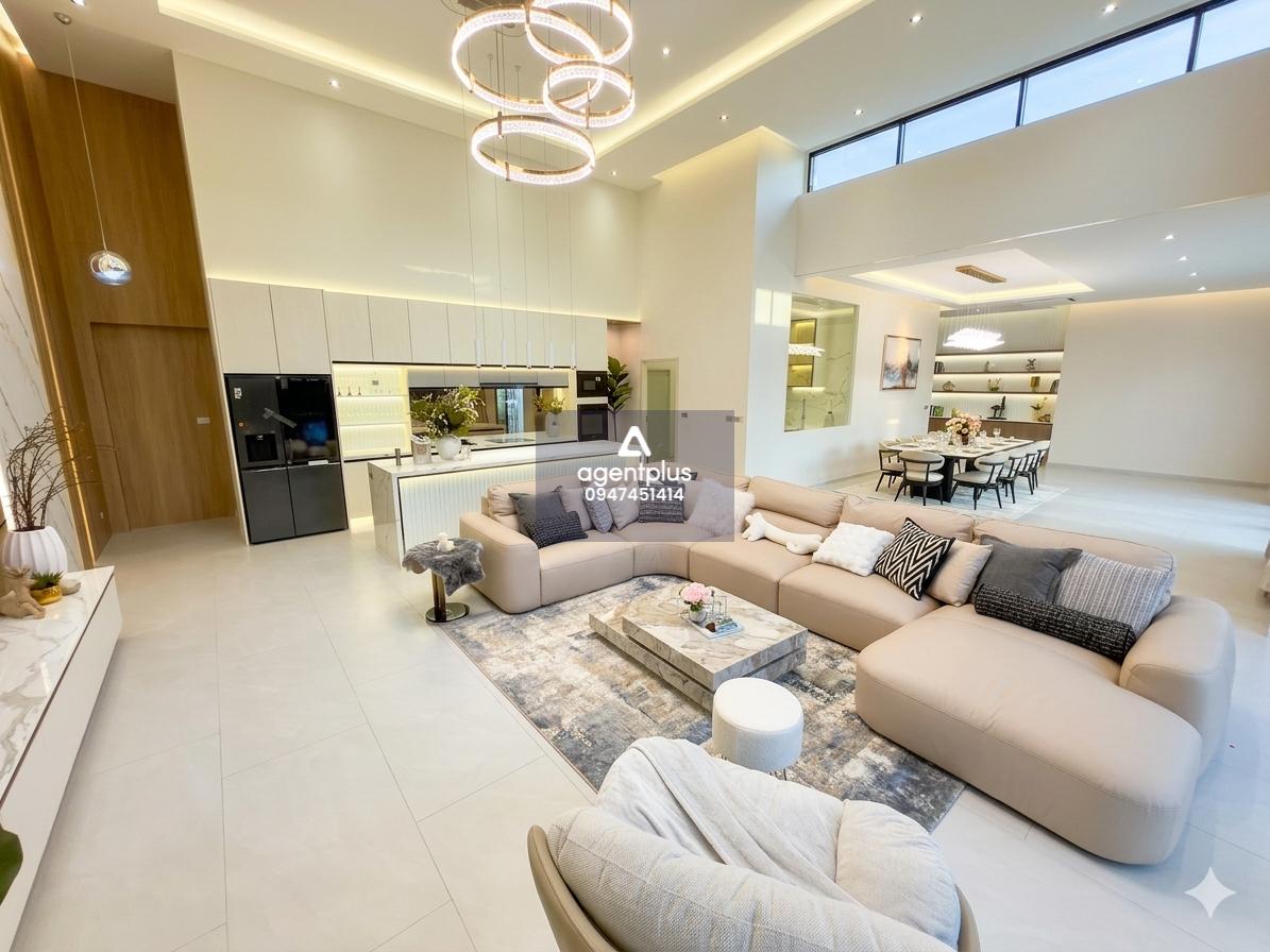 uxury Pool Villa Pattaya | Fully Furnished พร้อมเข้าอยู่