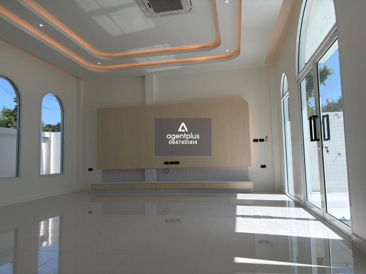 ขายบ้านพูลวิลล่า พึ่งสร้างเสร็จ พัทยา ห้วยใหญ่ ห่างหาดจอมเทียน 7.1 กม.