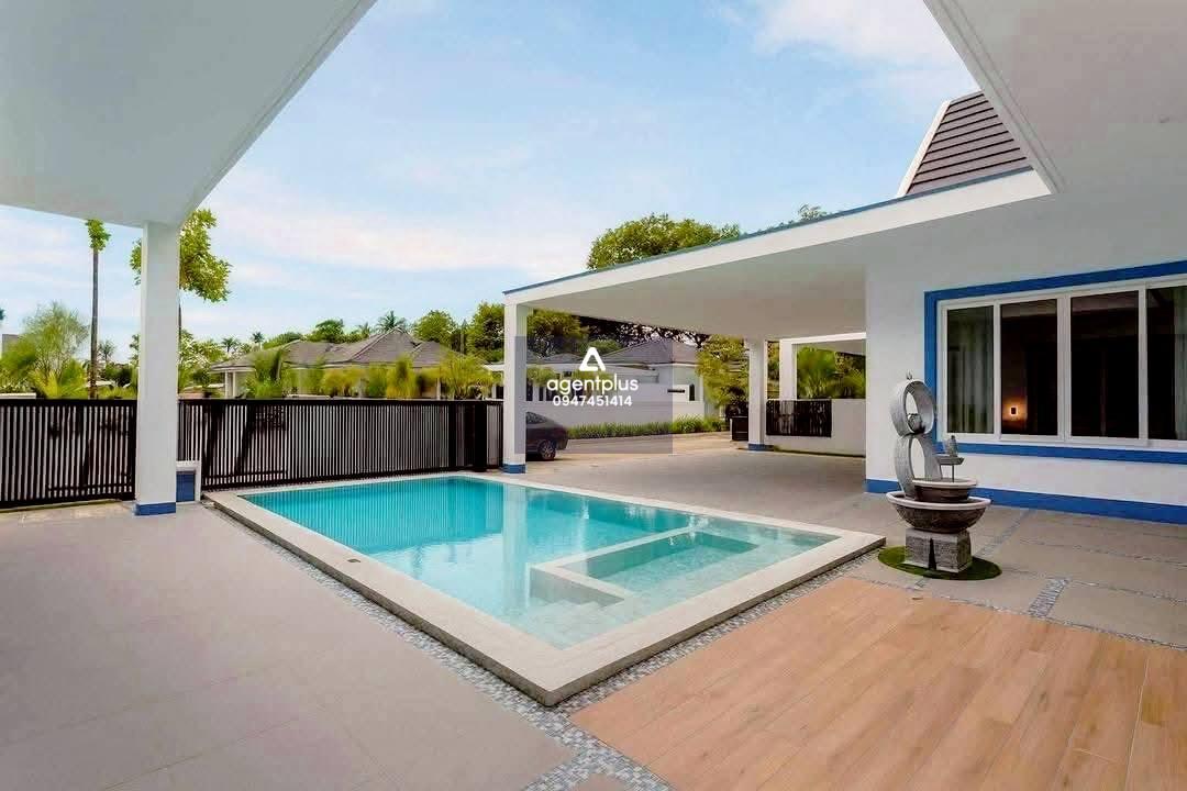 ขายบ้านพูลวิลล่าพิเศษ บิลท์อินทั้งหลัง พร้อมเข้าอยู่ทันที พัทยา