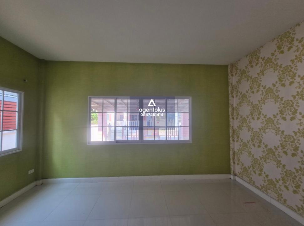 บ้านแฝดชั้นเดียว การคมนาคมสะดวก สาธารณูปโภคครบครัน ใกล้แหล่งชุมชน