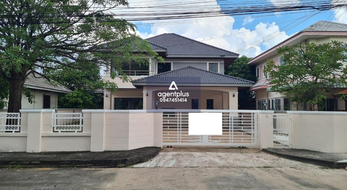 บ้านเดี่ยว 2 ชั้น กันยารัตน์ริมบึง เมืองขอนแก่น ทำเลดี การคมนาคมสะดวก ห่างจากถนนรอบบึงแก่นนคร ประมาณ 350 เมตร