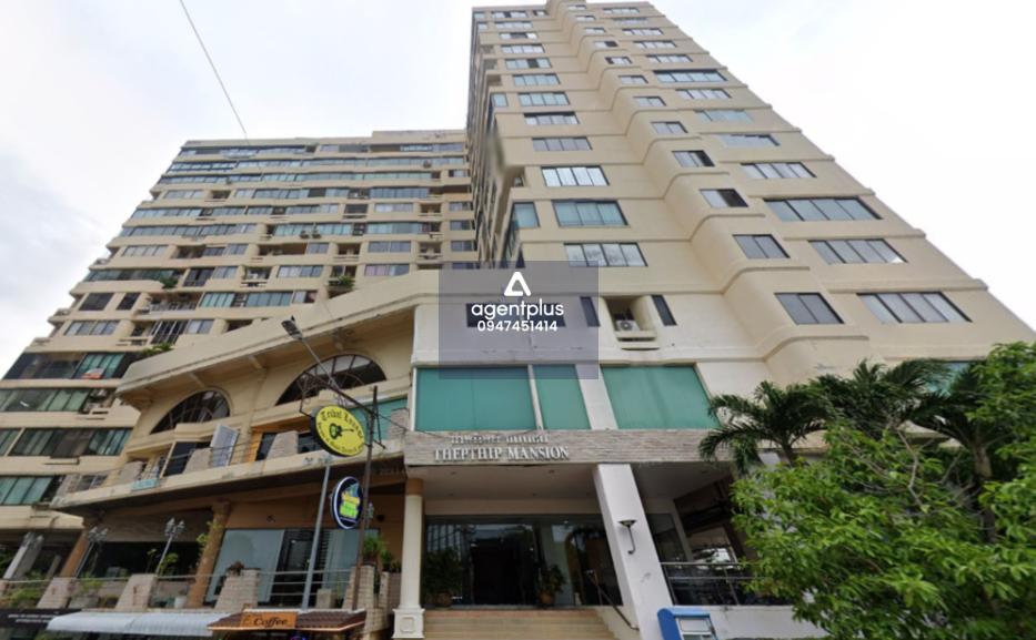 คอนโดมิเนียม โครงการเทพทิพย์ แมนชั่น บางละมุง ห่างจากชายหาดจอมเทียน ประมาณ 800 ม. เดินทางเข้า-ออกสะดวก