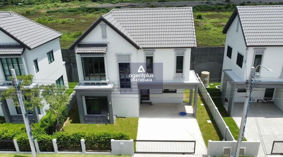 บ้านเดี่ยวพร้อมอยู่ สราญสิริ รามคำแหง ทำเลกรุงเทพกรีฑา ใกล้รถไฟฟ้า เหมาะสำหรับครอบครัว