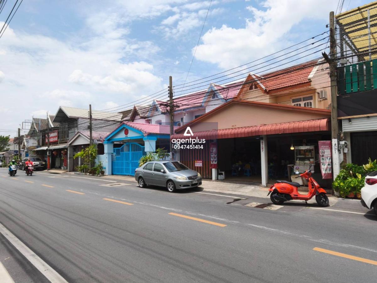 [FOR SALE] prime Opportunity for Entrepreneurs & Investors กิจการร้านค้า Shop House + บ้าน ห้วยขวาง - ประชาอุทิศ