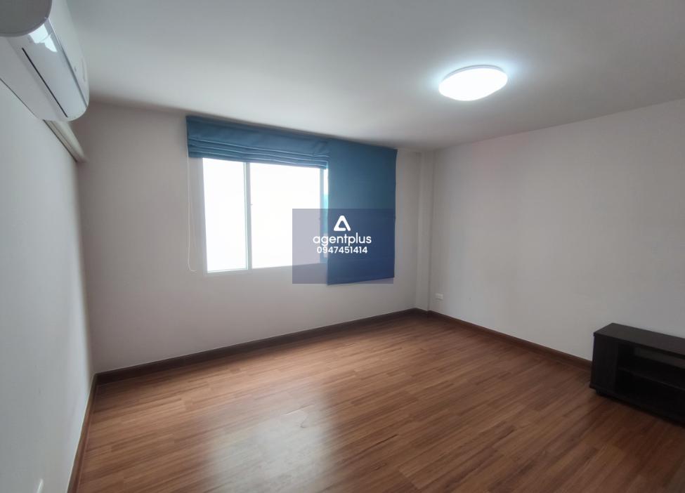 ให้เช่าทาวน์โฮม 3 ชั้น ลาซาล-แบริ่ง-บางนา ใกล้ BTS โรงพยาบาล และโรงเรียนนานาชาติ เหมาะสำหรับทำโฮมออฟฟิสหรือใช้อยู่อาศัย