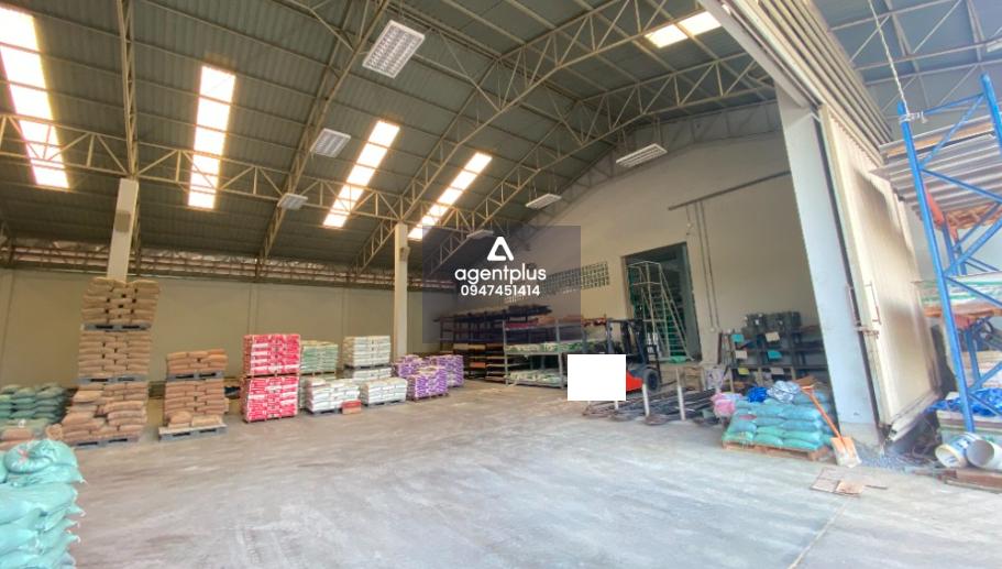 ขาย อาคาร 2 ชั้น โชว์รูม สำนักงานขาย โกดัง และที่พักอาศัย พร้อมโซลาร์เซลล์ ติดถนนประชาร่วมใจ