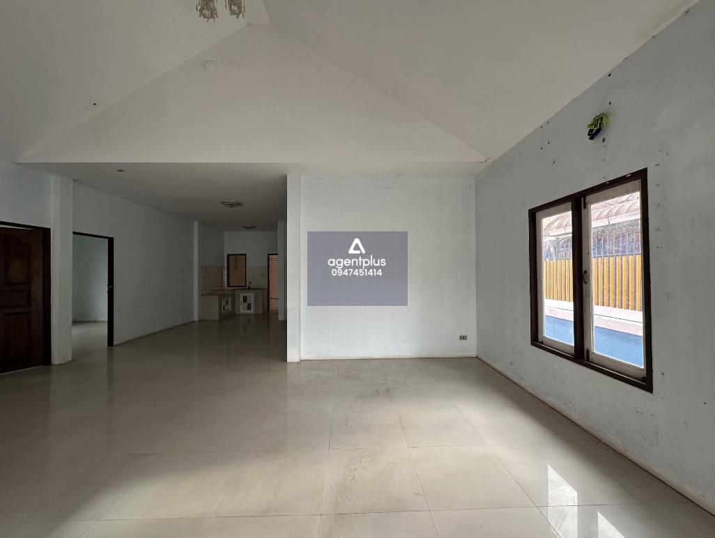 บ้านเดี่ยว โครงการสุรัตน์ ฟอร์เรสต์ บ้านฉาง ถนนสุขุมวิท (ทล.3) การคมนาคมสะดวก สาธารณูปโภคครบครัน