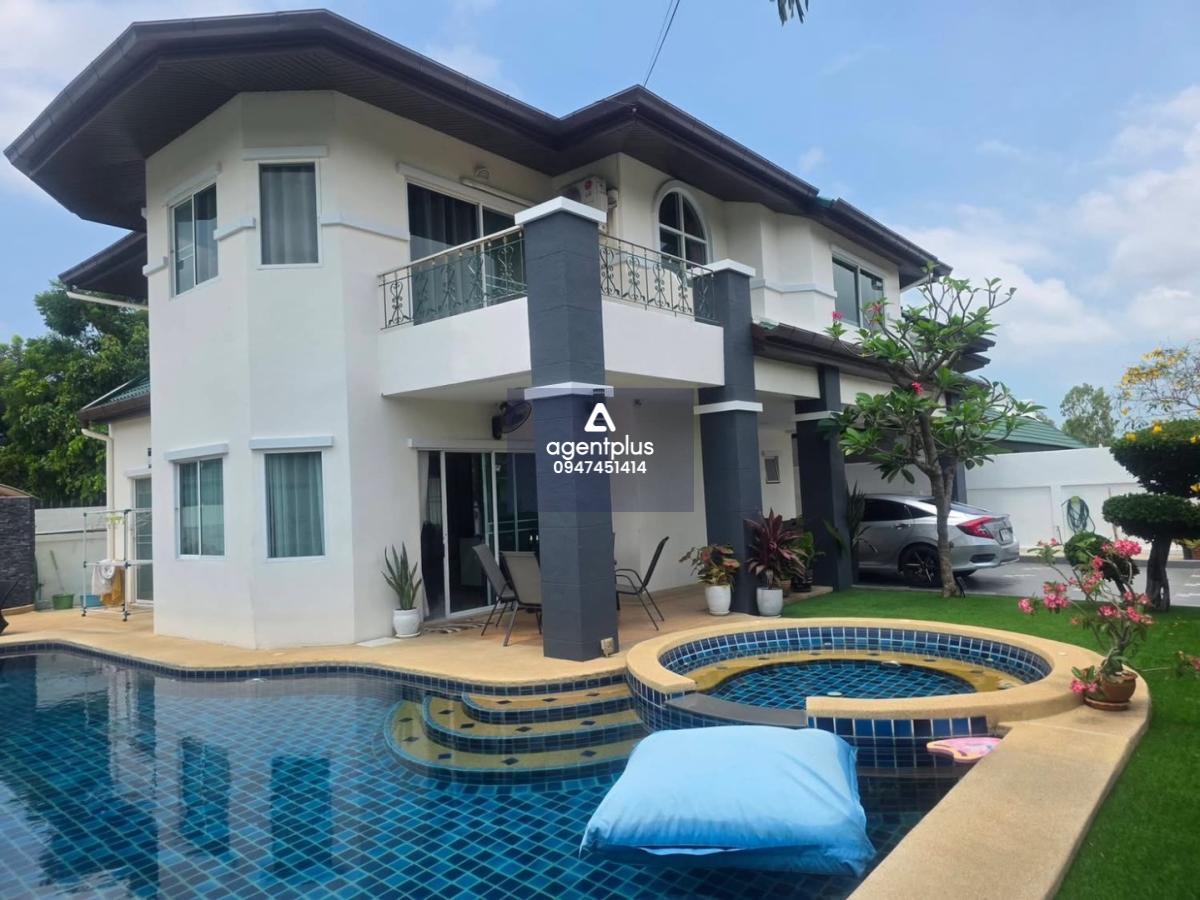 ให้เช่าพูลวิลล่า 3ห้องนอน ทำเลดี พัทยา ใกล้โรงเรียนนานาชาติและร้านอาหาร