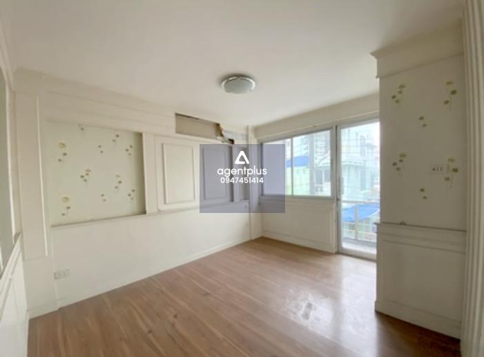 ขาย อาคารพาณิชย์ โครงการ โมเดิร์นไลท์ สุขุมวิท