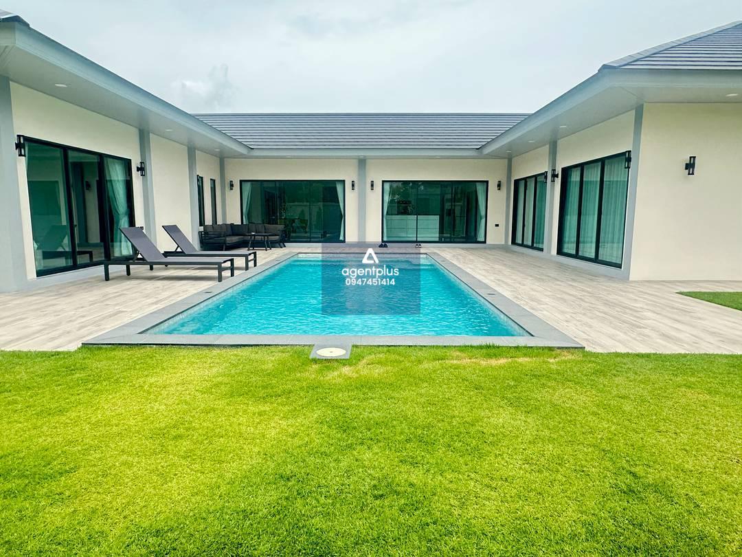 ขายบ้านพูลวิวล่า สวยหรูหร่า สไตล์โมเดล ราคาดีที่สุด ที่ห้วยใหญ่