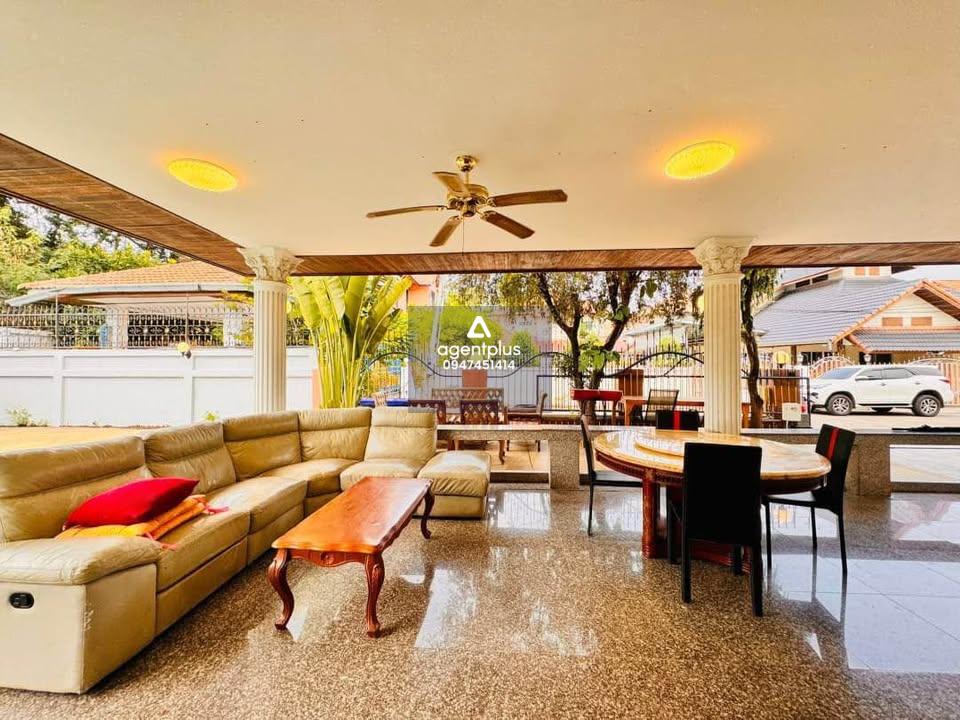 *ให้เช่าพูลวิลล่าหลังใหญ่ ทำรายวันได้ ใกล้ทะเลจอมเทียน 1 กม. ชัยพฤกษ์ 1 พัทยา