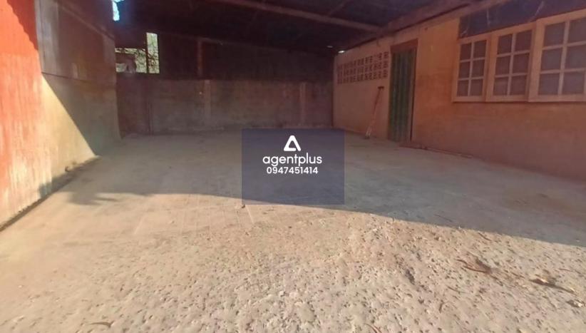 *ขายที่ดินพร้อสิ่งปลูกสร้าง ห่างจากถนนสายบางปะอิน-นครสวรรค์ประมาณ 520 เมตร