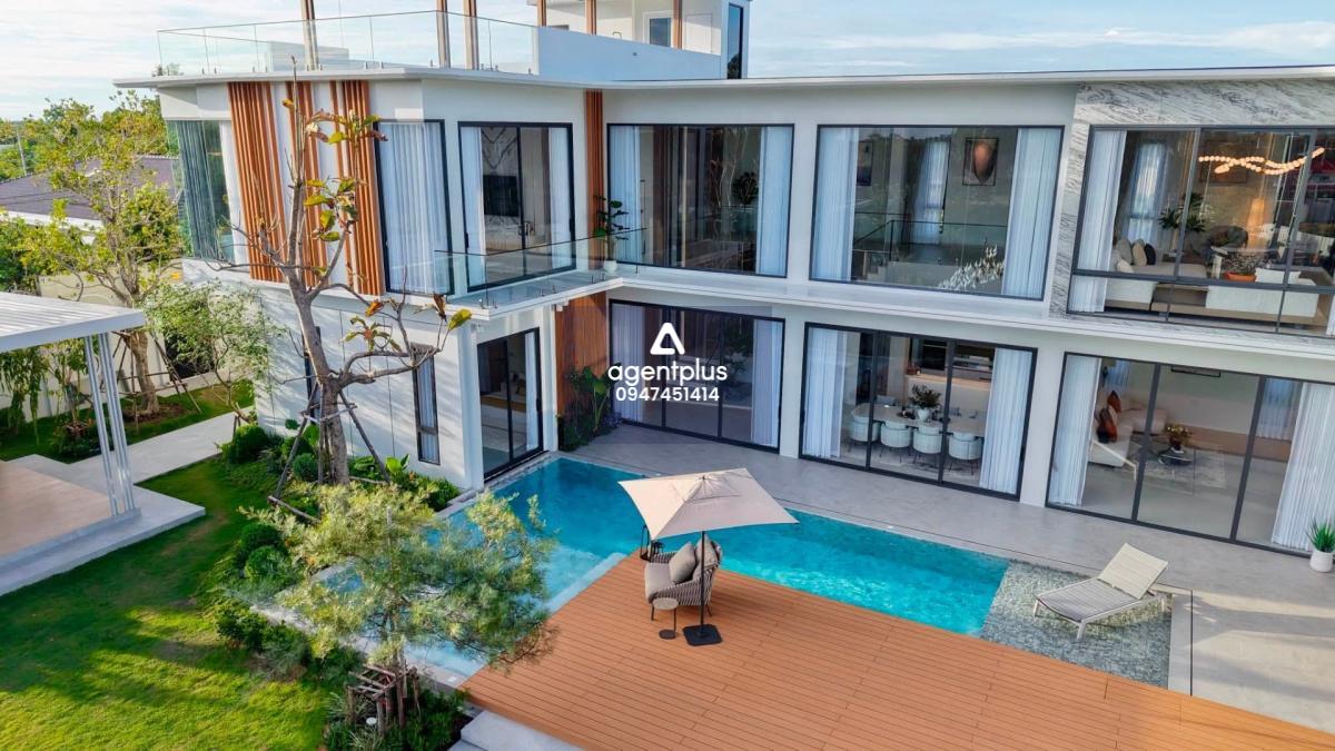 Luxury Pool Villa ทำเลศักยภาพ พัทยา