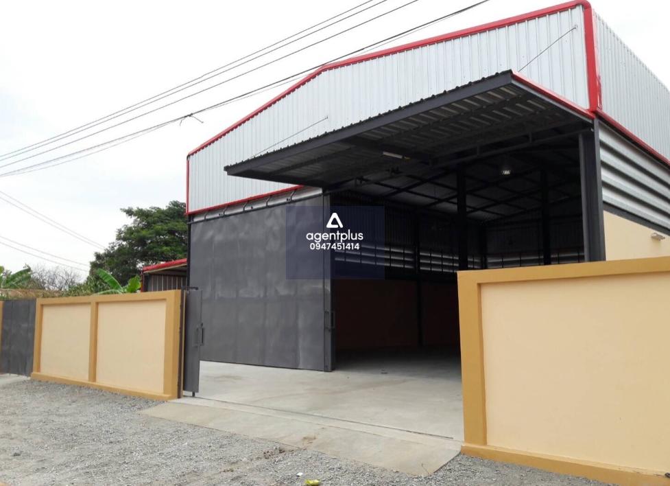 ให้เช่า เเละขายโกดัง บางบอน5 ทำเลดีมาก รถใหญ่เข้าออกได้