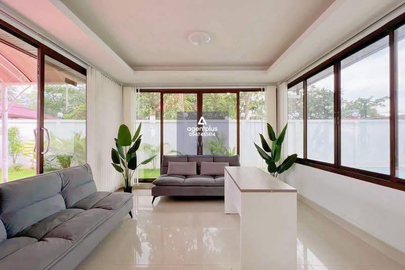 Elegant Family Home Near Jomtien  FOR SALE | บ้านเดี่ยวพร้อมอยู่ ใกล้หาดจอมเทียน