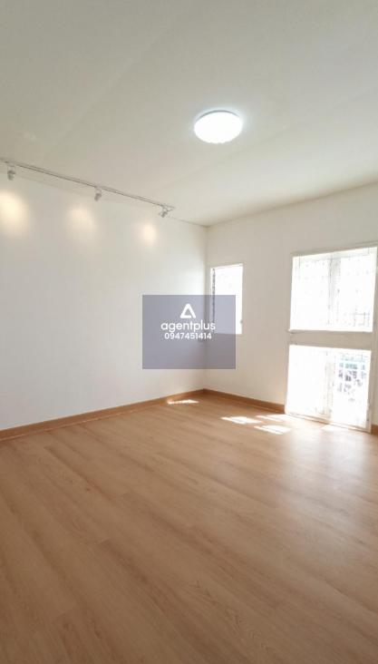 *ขายทาวน์เฮ้าส์ Family Park นาป่า ชลบุรี ทำเลค้าขาย ติดถนนหลัก หน้าหมู่บ้าน