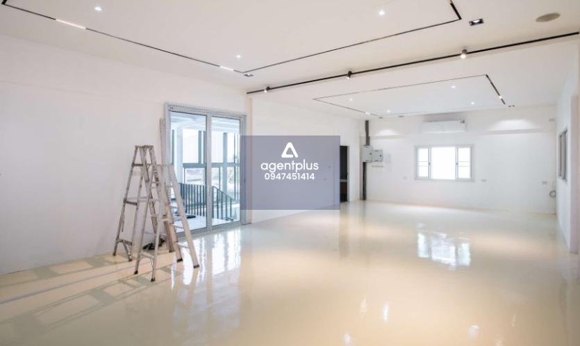 ให้เช่าโกดังสร้างใหม่ 800ตรม – ซอยร่มเกล้า 23