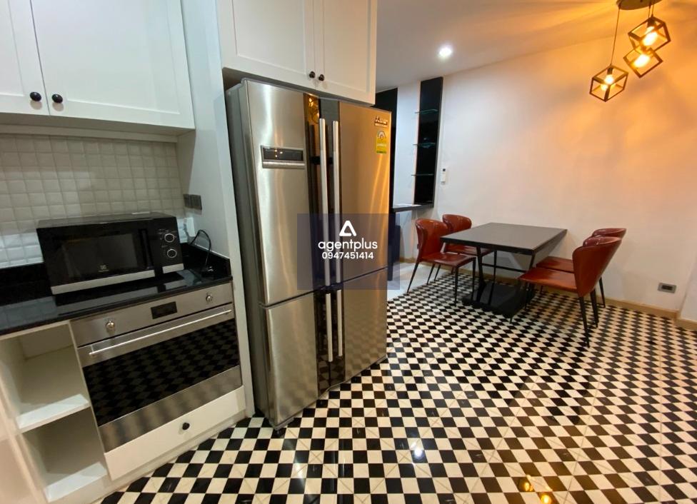 ทาวน์โฮม 3.5 ชั้น แต่งสวย สไตล์ลอฟท์ เฟอร์นิเจอร์และเครื่องใช้ไฟฟ้าครบชุด พร้อมเข้าอยู่และใช้งาน พร้อมผู้เช่า (ผลตอบแทนมากกว่า 6.5%) คุ้มค่าการลงทุนสุดๆ