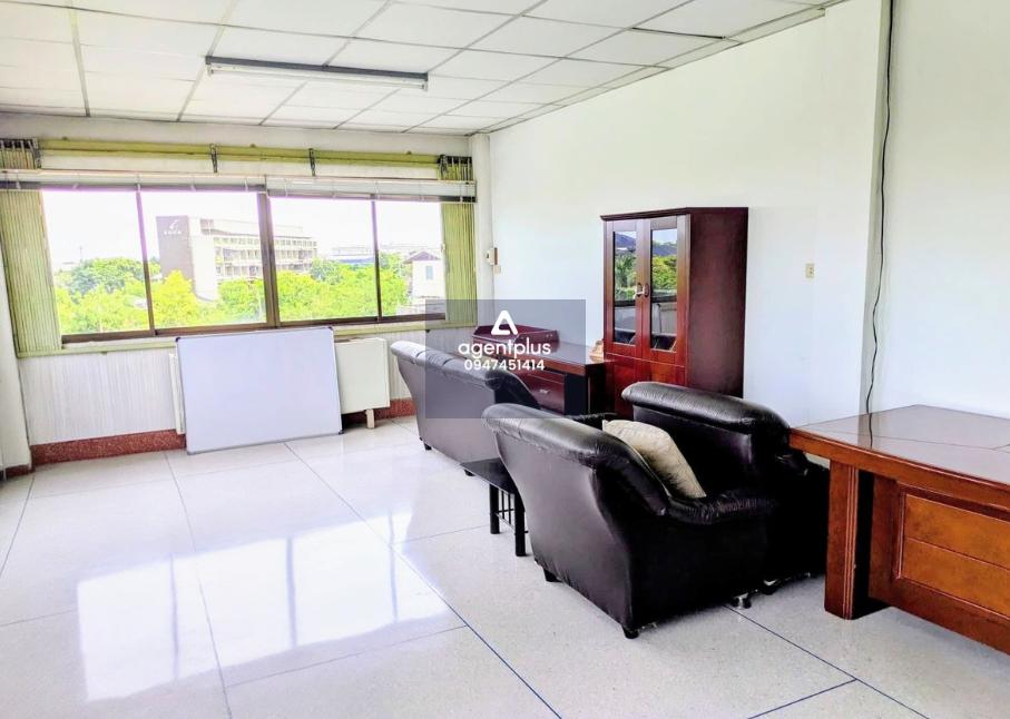 โรงงานให้เช่า อาคารพาณิชย์ ออฟฟิศ โกดังให้เช่า พระราม 2 ตึกแถว 5ชั้น 3คูหาใกล้ถนนพระราม 2 ซอย 33 แยก5 บางมด จอมทอง