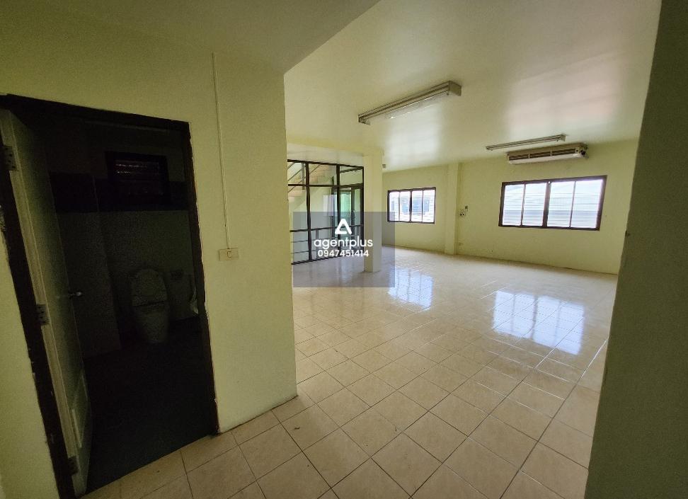 *ให้เช่า โรงงาน ในโครงการ อรุณสุนทรี มินิแฟกตอรี่ ถนน345 สามารถเข้าได้สองทาง จากเส้นวงแหวนรอบนอก และ ถนน345 : เจ้าของให้เช่าเอง