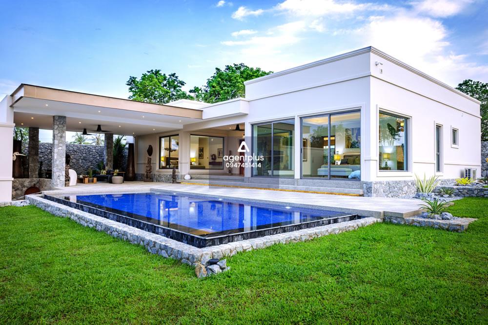 พูลวิลล่าหรู วิวสวย บรรยากาศสไตล์รีสอร์ท The Plantation Estate พัทยา