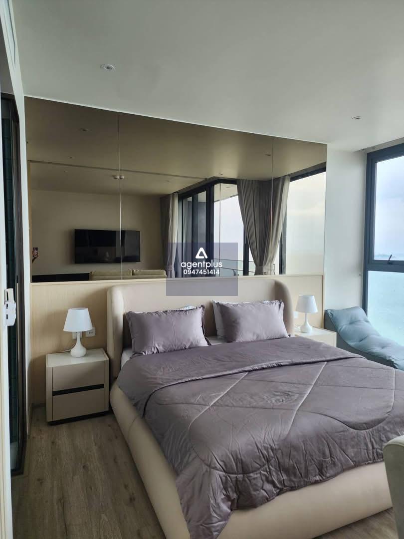 ให้เช่า คอนโดหรูติดชายหาดวงศ์อมาตย์ พัทยา