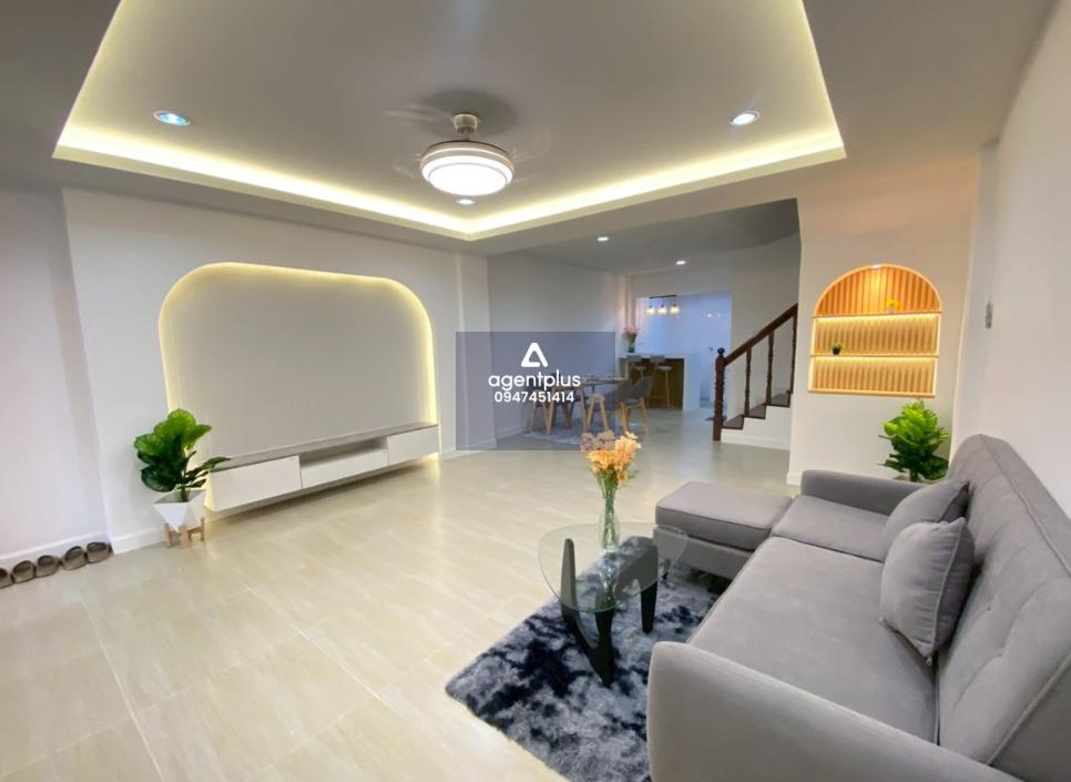 *ขายทาวน์เฮ้าส์ 2 ชั้น ม.เคซี 2 รีโนเวทอย่างดีใช้วัสดุดีมีคุณภาพ ตรวจสอบเป็นระบบกว่า 18 รายการ มีบริการยื่นกู้ฟรี ใกล้แฟชั่นไอส์แลนด์ ใกล้ MRT สายสีชมพู สถานี วงแหวนรามอินทรา