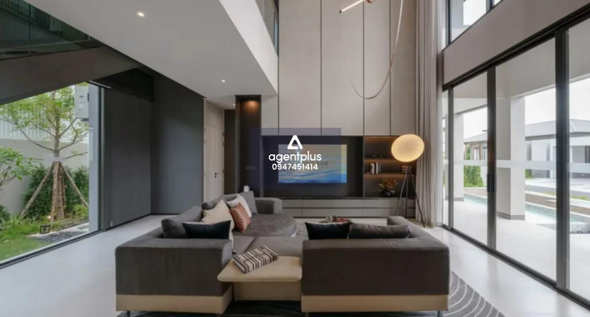 ขายบ้านเดี่ยวหรูสไตล์ Modern Minimalist ย่านพัทยาตะวันออก-ทุ่งกลมตานหม่าน