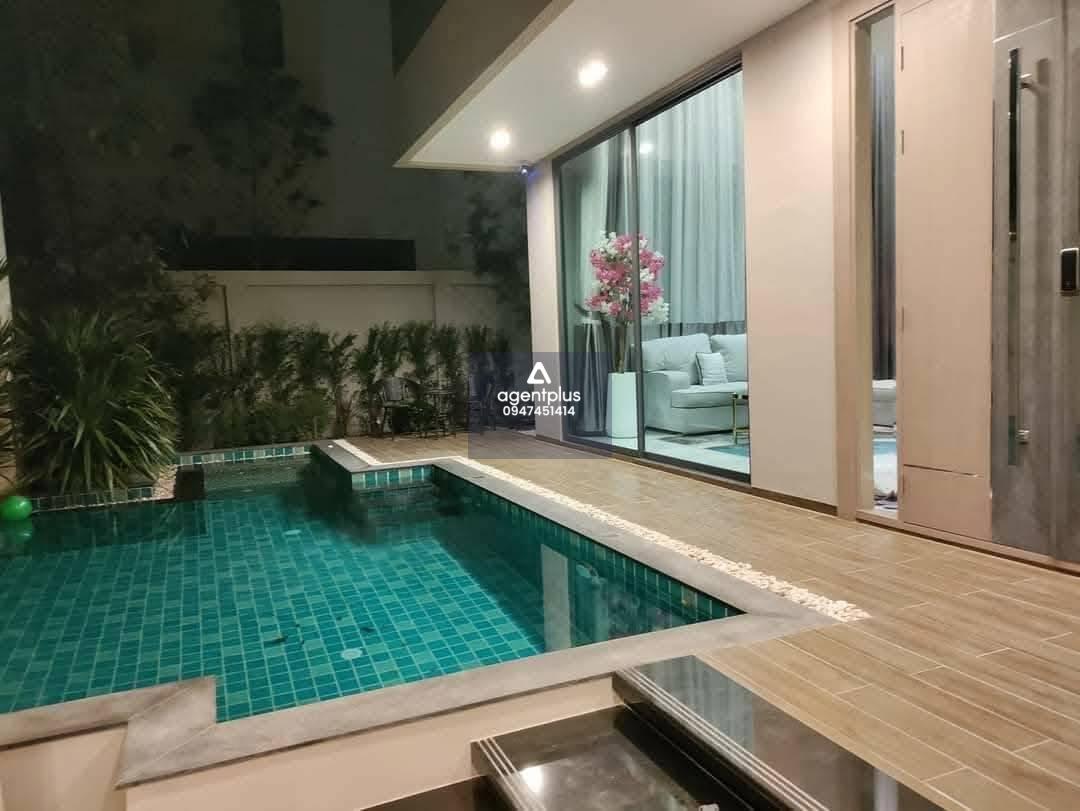  ให้เช่าบ้านเดี่ยวหรู 4 ห้องนอน พัทยา  พูลวิลล่าส่วนตัว พร้อมจากุซซี่ เฟอร์ครบ