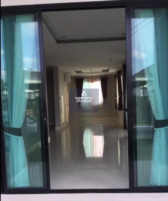 ขายบ้านแฝดทำเลบางละมุง ใกล้มอเตอร์เวย์และรร.นานาชาติเอลด์ริมคริสเตียน