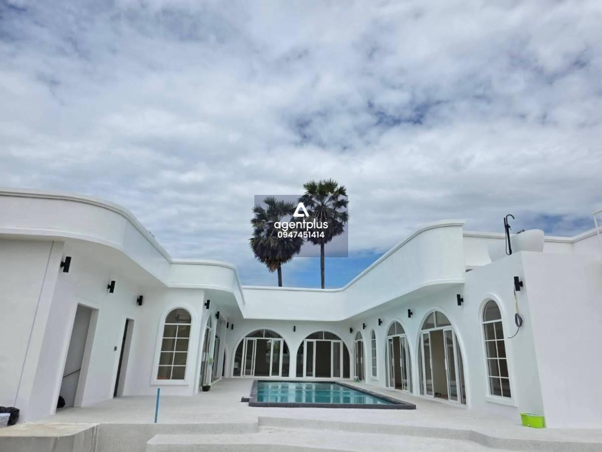 ขายบ้านพูลวิลล่าสร้างใหม่ชั้นเดียว ทำเลบ้านอำเภอพัทยา เหมาะกับการทำธุรกิจ