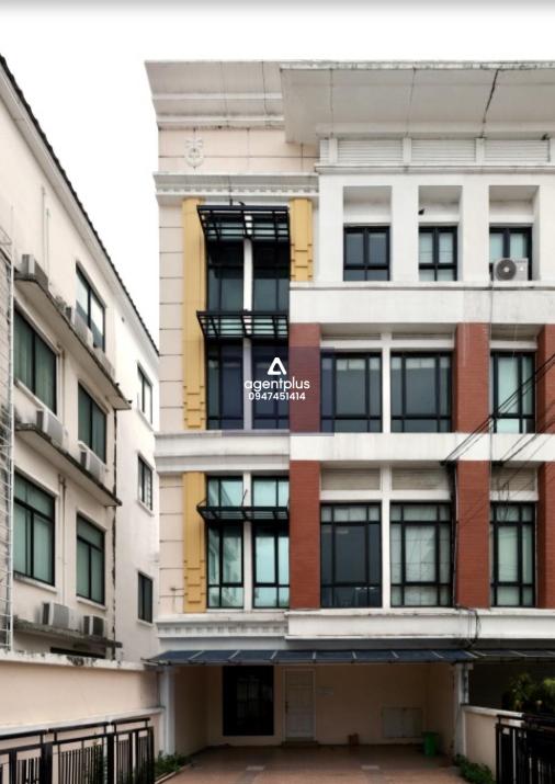 ขายขาดทุน บ้านกลางกรุง ออฟฟิสพาร์ค บางนา กม. 3 ติดถนนใหญ่ ตรงข้ามเซ็นทรัลบางนา เหมาะกับการทำออฟฟิส และอยู่อาศัย ขายพร้อมอุปกรณ์ออฟฟิส เฟอร์ pantry