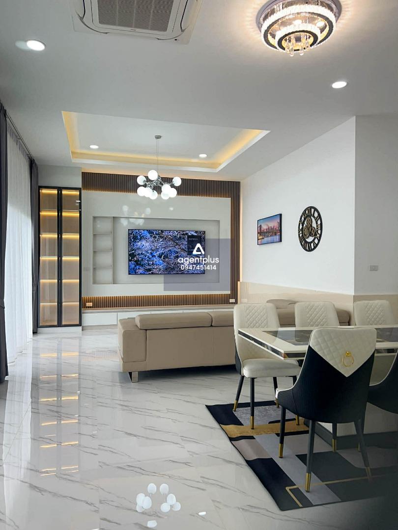 ขายบ้านพูลวิลล่าราคาพิเศษ ทำเลทองห้วยใหญ่ บ้านใหม่มือ 1 พัทยา