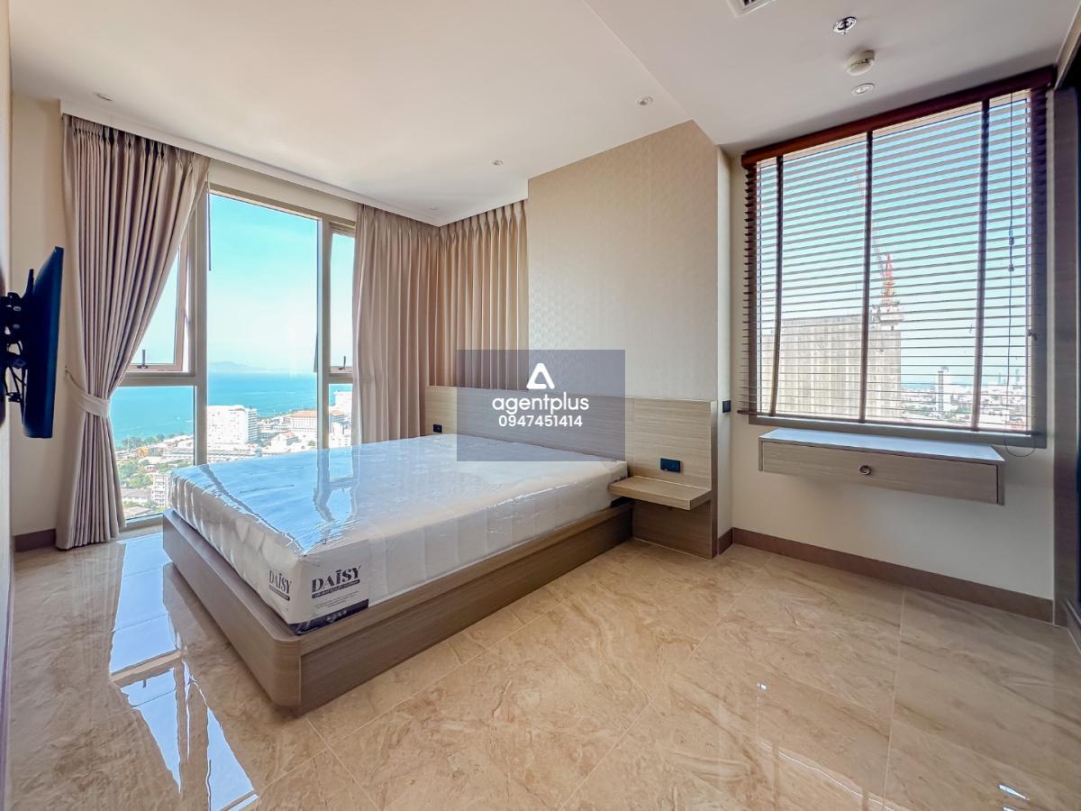 ขายคอนโดวิวทะเล เดอะ ริเวียร่า โอเชี่ยน ไดร์ฟ พร้อมอยู่