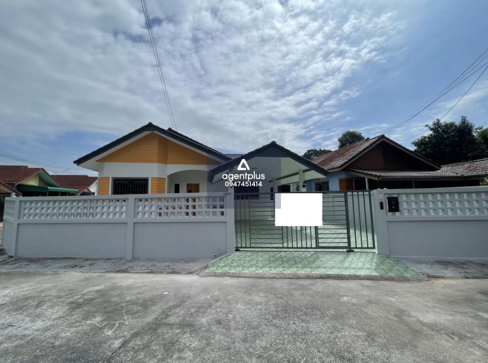 บ้านเดี่ยวชั้นเดียว สวีทโฮม ชลบุรี : ปรับปรุงใหม่ ทำเลดีในแหล่งชุมชน เดินทางเข้า-ออกสะดวก