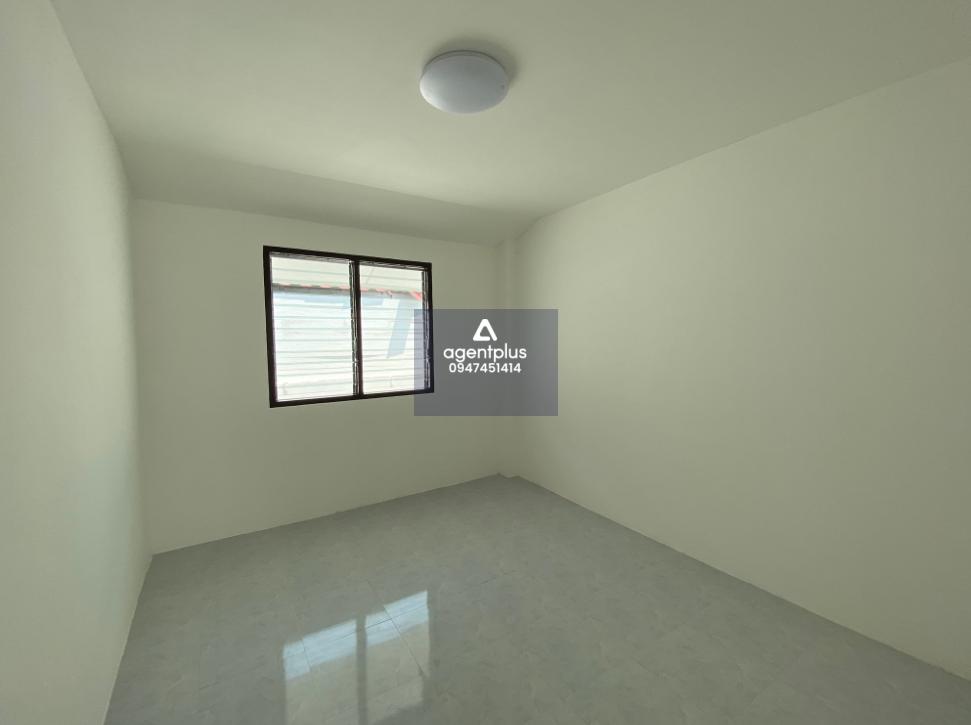 โครงการหรรษา บ้านเดี่ยวชั้นเดียว ปรับปรุงใหม่ ห่างจากสี่แยกบ้านแลง ประมาณ 1.9 กม. ทำเลดีใกล้ถนนทล.36