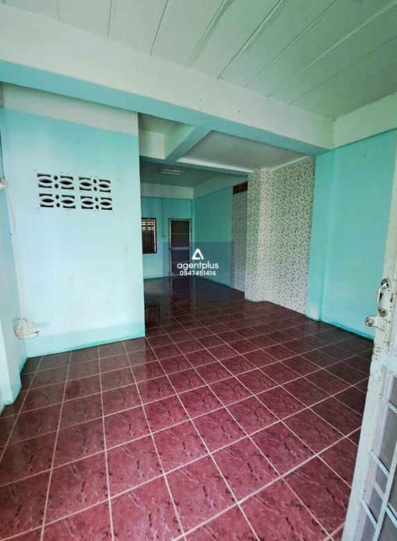 ทาวน์เฮ้าส์ 2 ชั้น ทำเลดี การคมนาคมสะดวก ติดถนนศุขประยูร สาธารณูปโภคพร้อม สุขใจวิลล่า 1