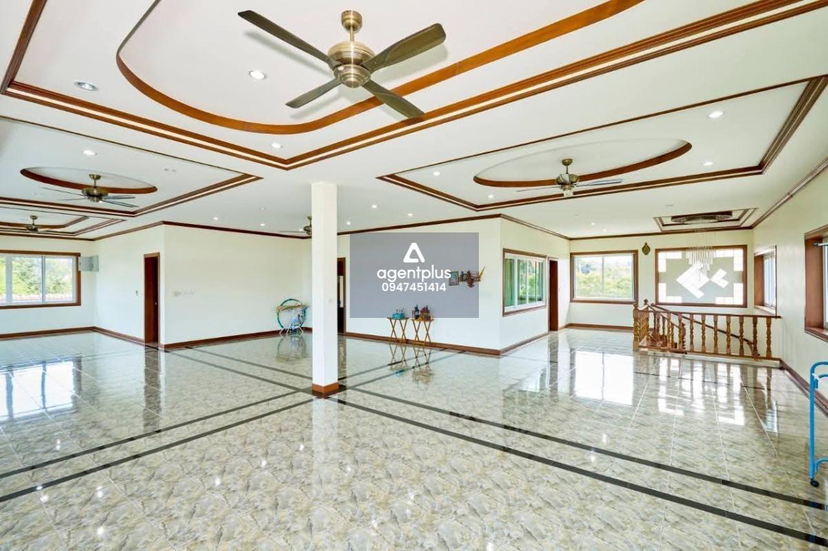  ขายพูลวิลล่าหลังใหญ่ ทำเลหายาก ใกล้อ่างเก็บน้ำมาบประชัน