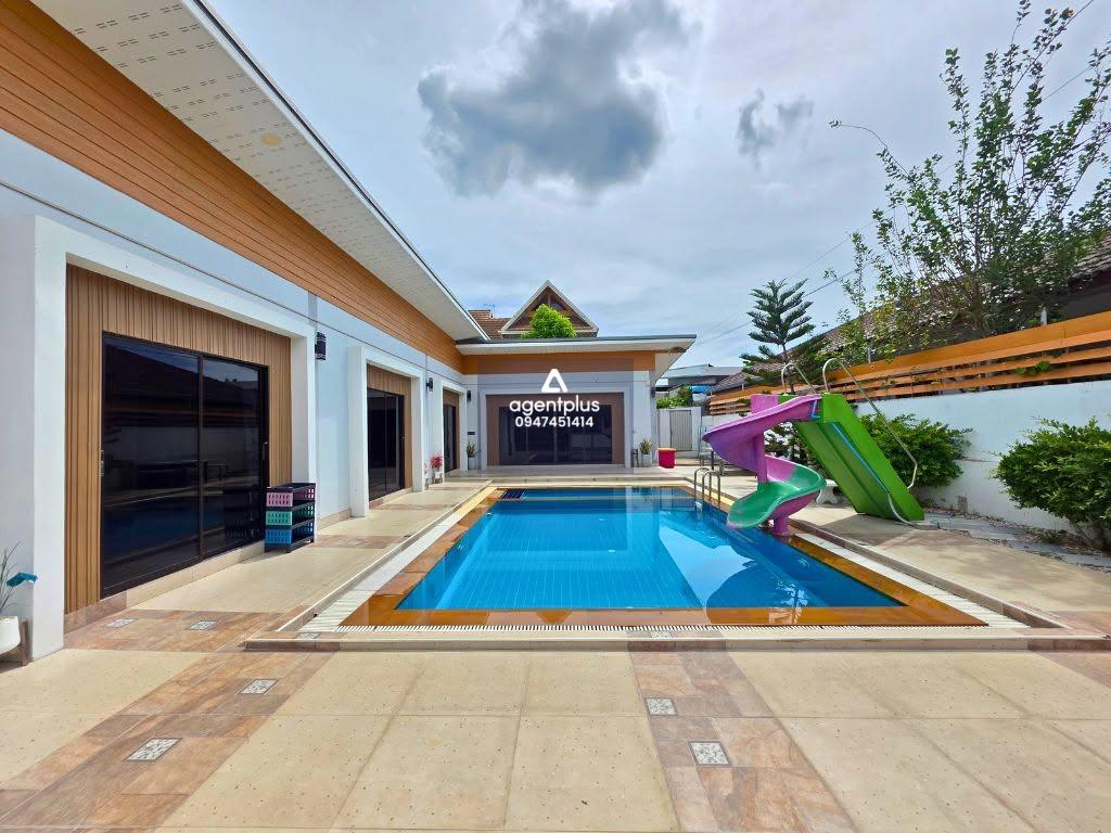 *ให้เช่าบ้านเดี่ยว 3 ห้องนอน เตาถ่าน-สัตหีบ  พูลวิลล่าส่วนตัว พื้นที่กว้าง พร้อมโต๊ะพูลและสไลเดอร์