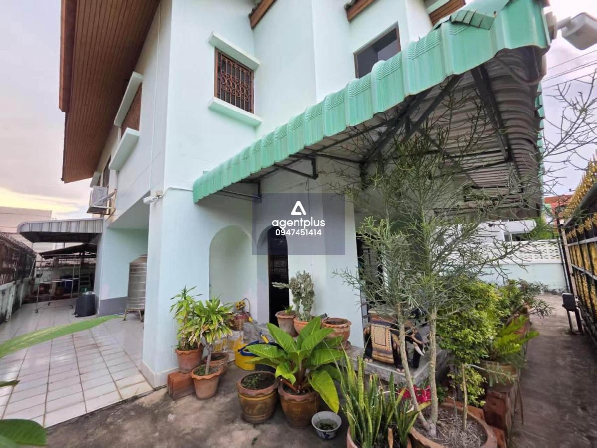 ขายบ้าน 4 ห้องนอน พัทยา  ใกล้หาดพัทยา ใจกลางเมือง เหมาะอยู่อาศัยและลงทุน