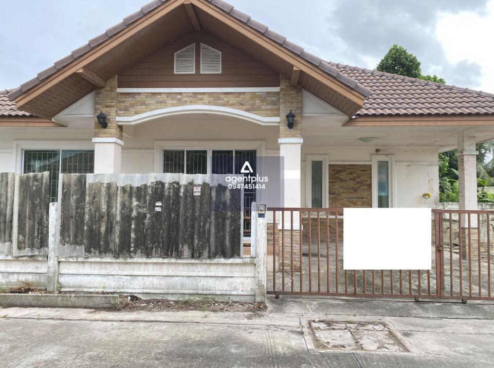 บ้านเดี่ยวชั้นเดียว โครงการอารยา เมืองระยอง การคมนาคมสะดวก ห่างจากถนนสุขุมวิท (ทล.3) ประมาณ 1.4 กม. สาธารณูปโภคครบครัน