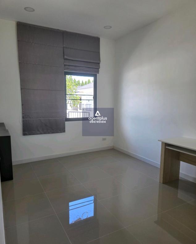 บ้านเดี่ยวชั้นเดียว พร้อมอยู่ ในโครงการจัดสรร ทำเลติดถนนใหญ่ เดินทางสะดวก เหมาะสำหรับครอบครัว